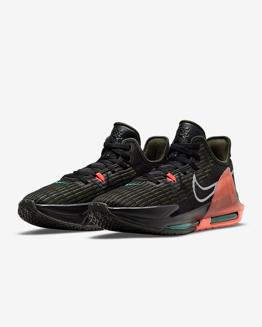 LeBron Witness 6 Schoenen